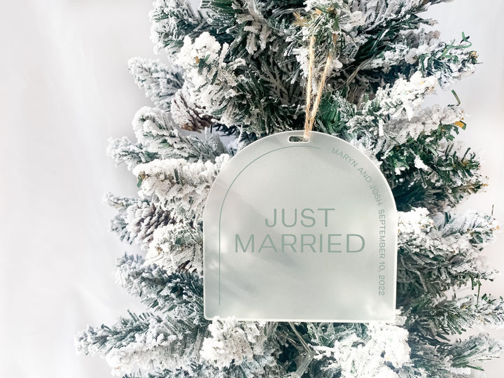 Personalized Frosted Acrylic Christmas Ornament | "Just Married" | Custom Names and Date | Newlyweds | Color and Font Options | Arch